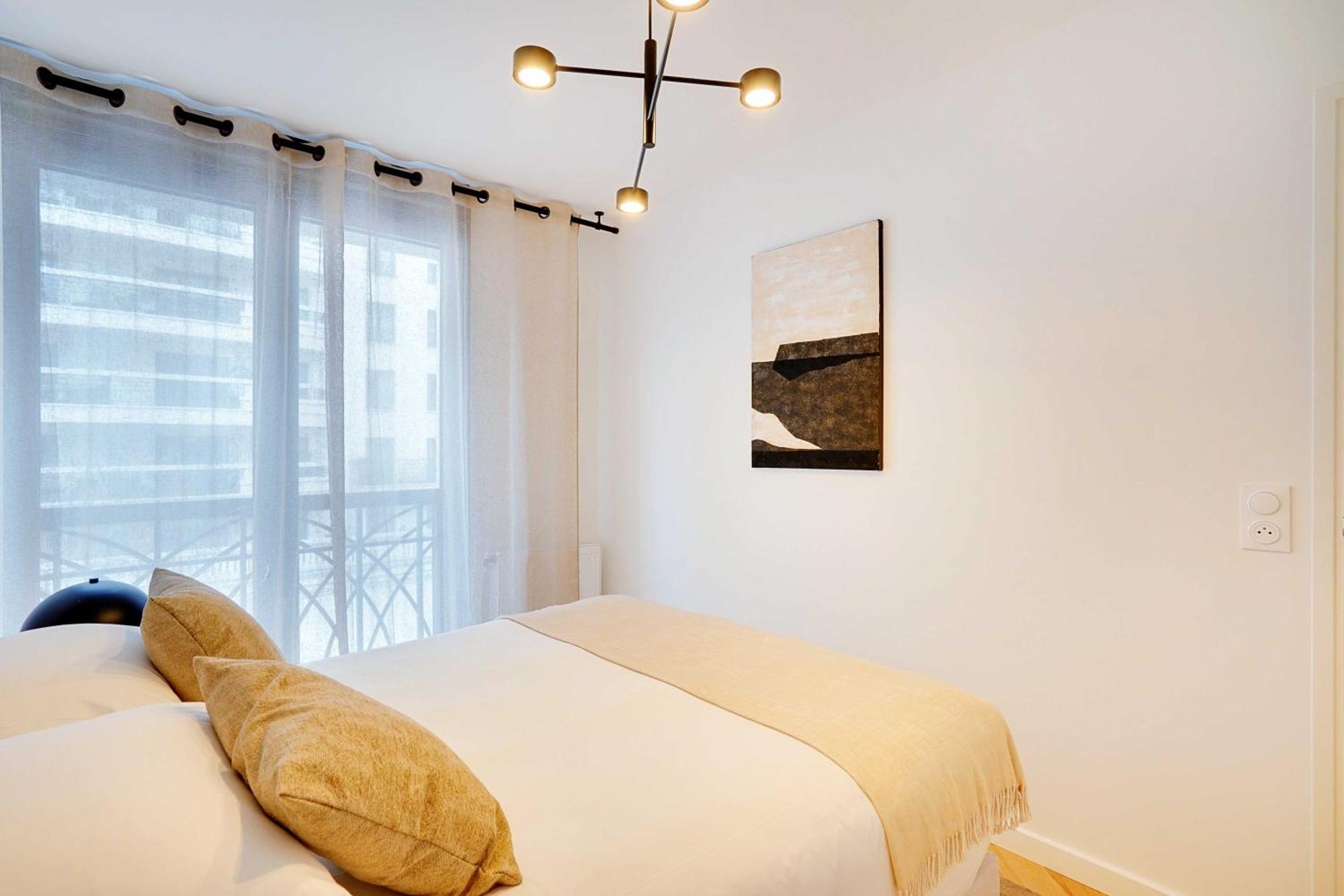 Raffinement Et Confort Dans Cette Residence A Levallois-Perret Ngoại thất bức ảnh