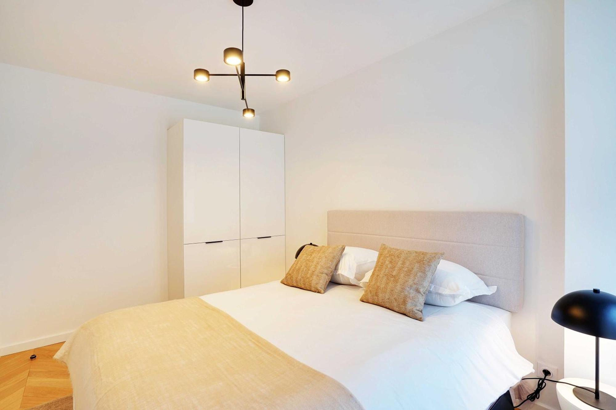 Raffinement Et Confort Dans Cette Residence A Levallois-Perret Ngoại thất bức ảnh