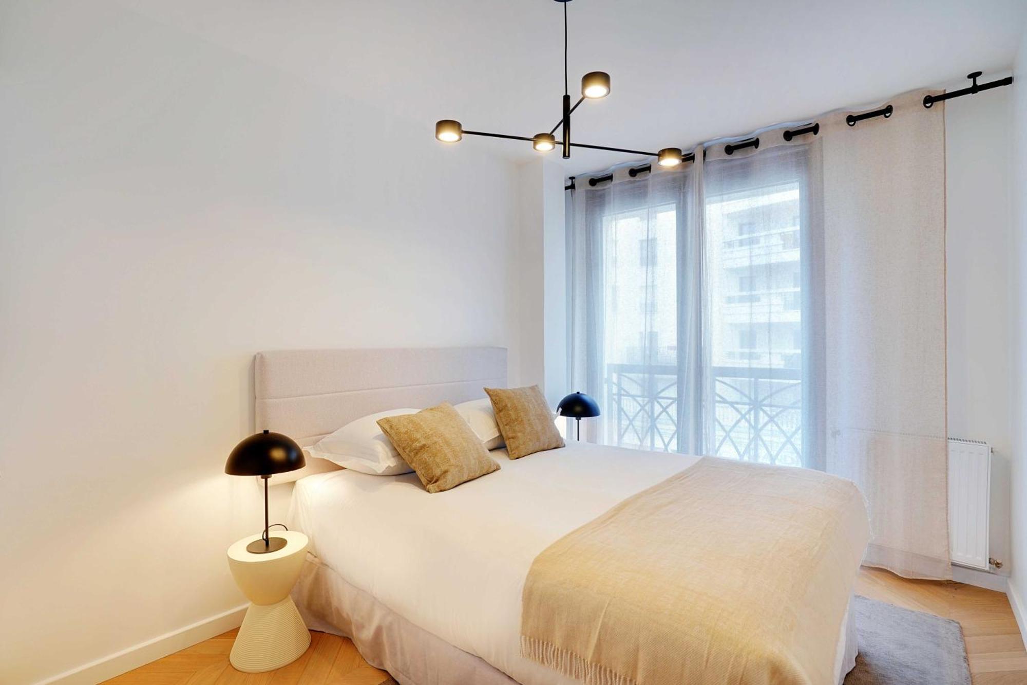 Raffinement Et Confort Dans Cette Residence A Levallois-Perret Ngoại thất bức ảnh