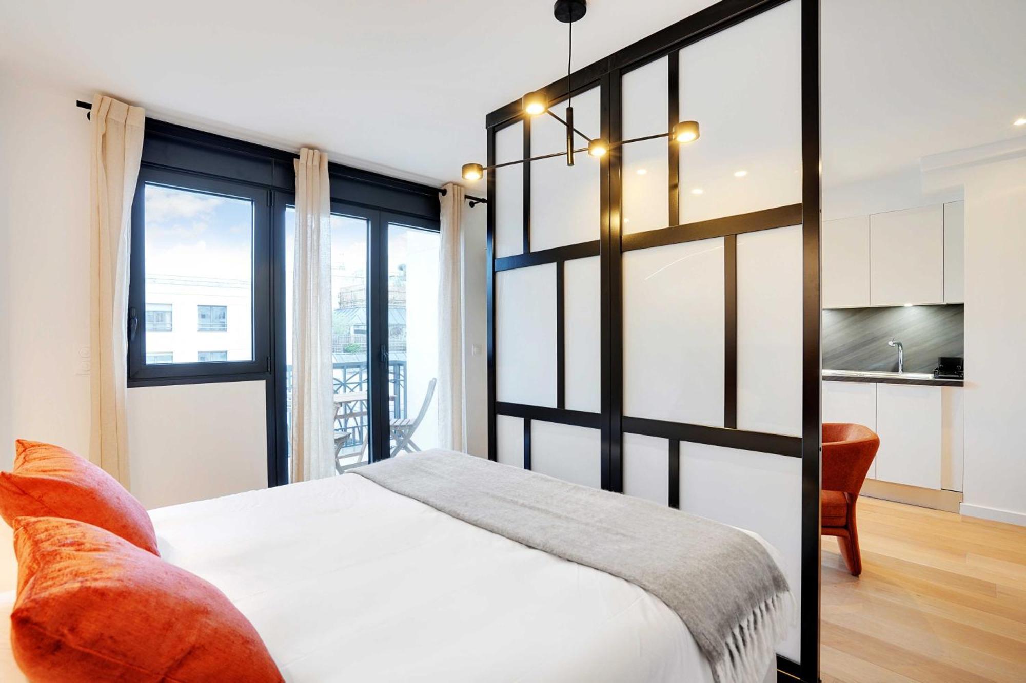 Raffinement Et Confort Dans Cette Residence A Levallois-Perret Ngoại thất bức ảnh