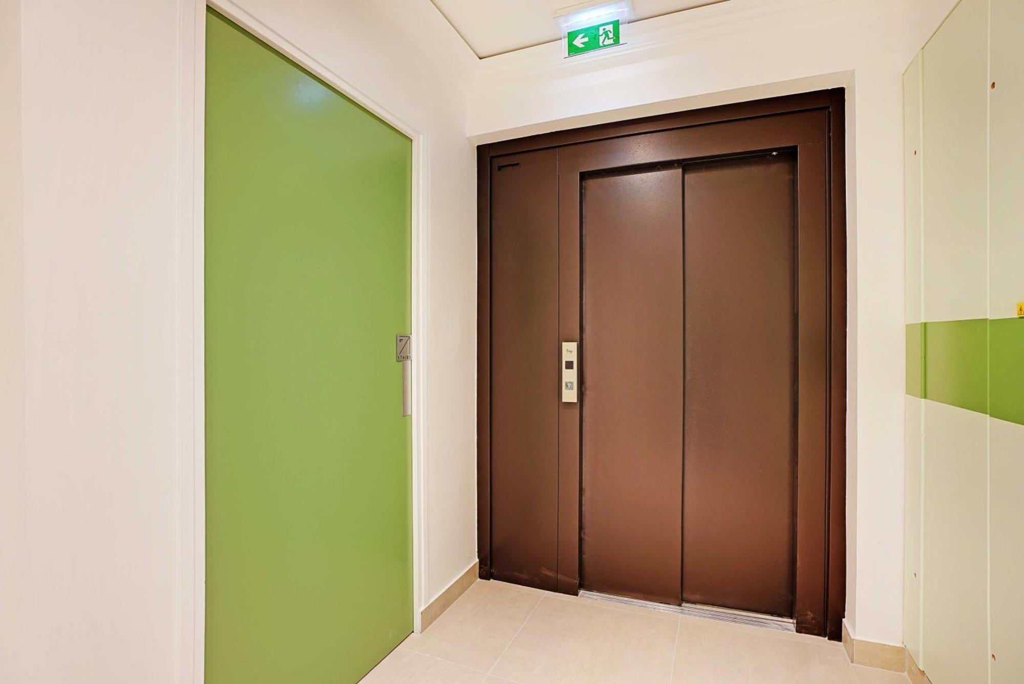 Raffinement Et Confort Dans Cette Residence A Levallois-Perret Ngoại thất bức ảnh