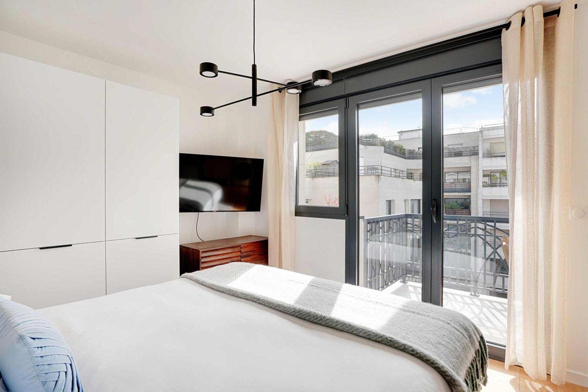 Raffinement Et Confort Dans Cette Residence A Levallois-Perret Ngoại thất bức ảnh